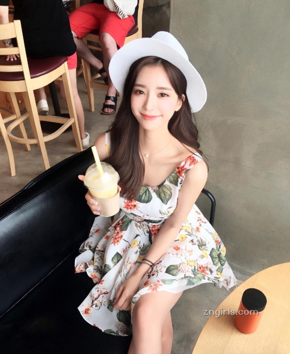 韩国模特金贞延生活美照气质迷人