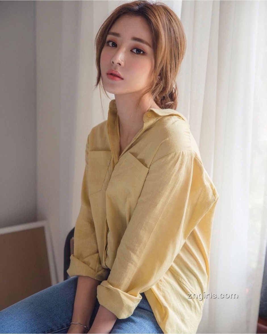 韩国模特金贞延生活美照气质迷人