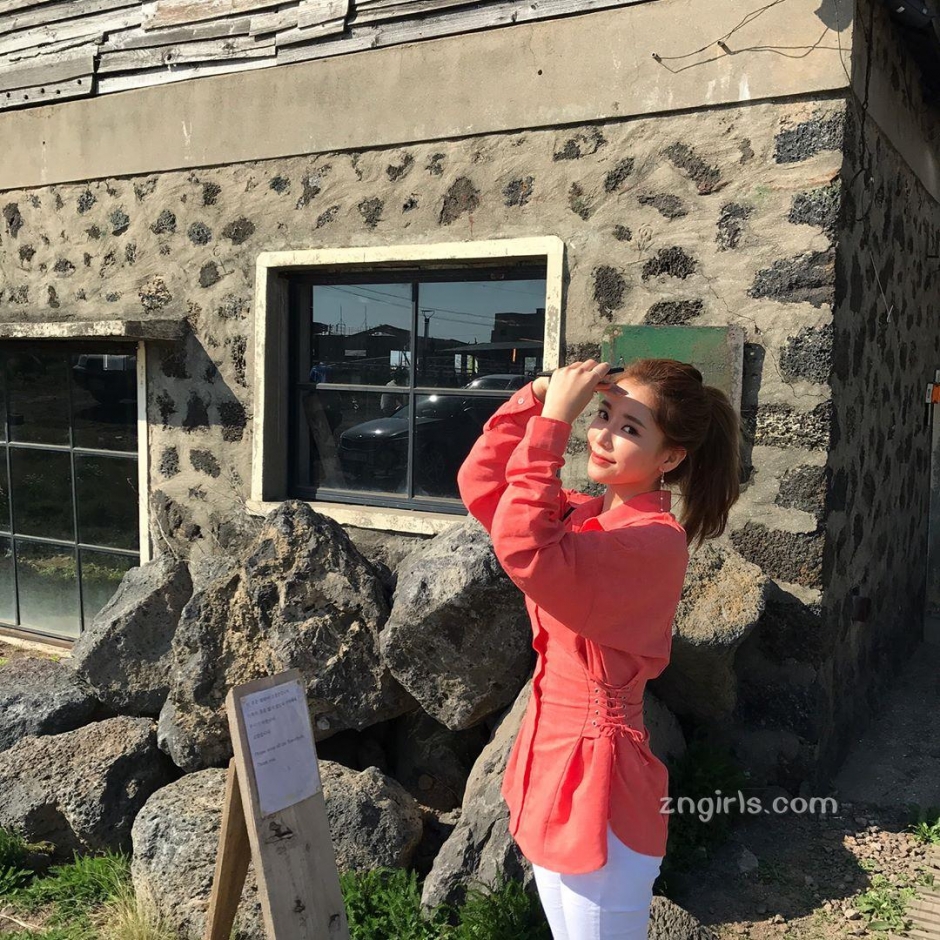 韩国模特金贞延生活美照气质迷人