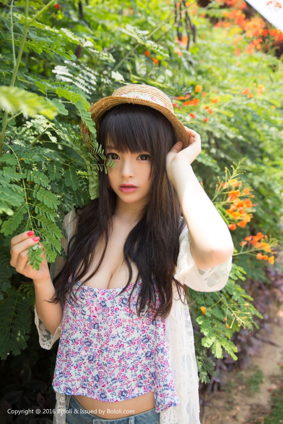 [BoLoli波萝社]美女嫩模歪歪酥胸诱人写真