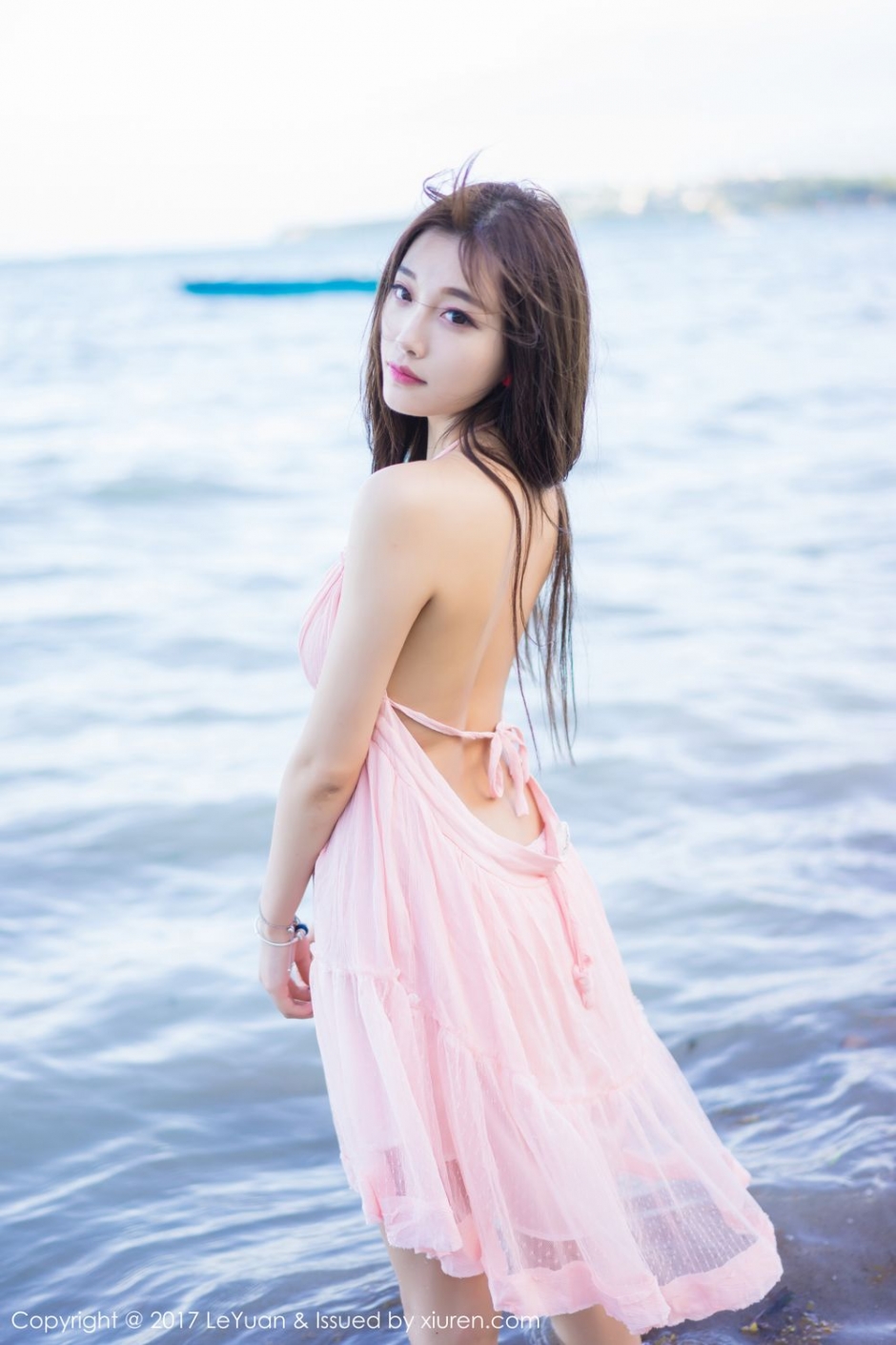 [LeYuan星乐园]女神模特杨晨晨比基尼写真
