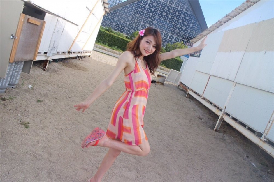 日本美女芥田爱菜美私房美照清纯可人