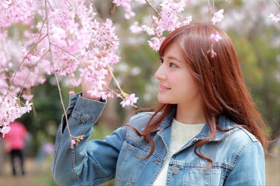 日本美女芥田爱菜美私房美照清纯可人