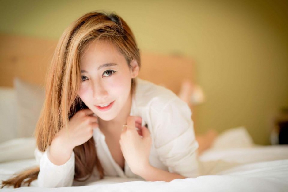 高挑美女孙艺庭生活写真气质迷人