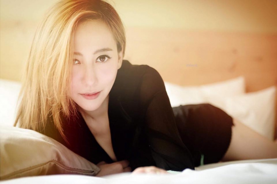 高挑美女孙艺庭生活写真气质迷人