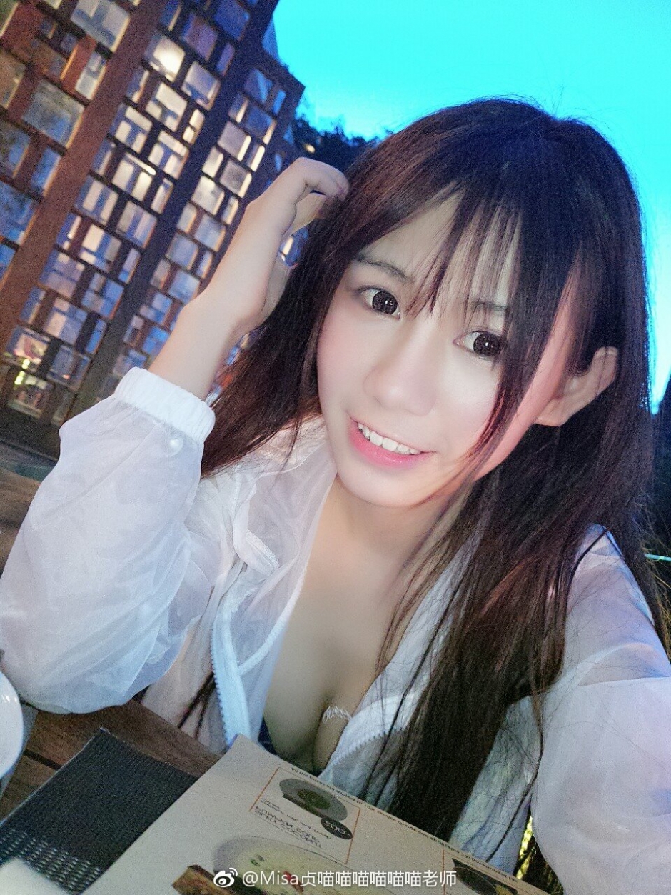 可爱美女Misa贞喵俏皮私房照