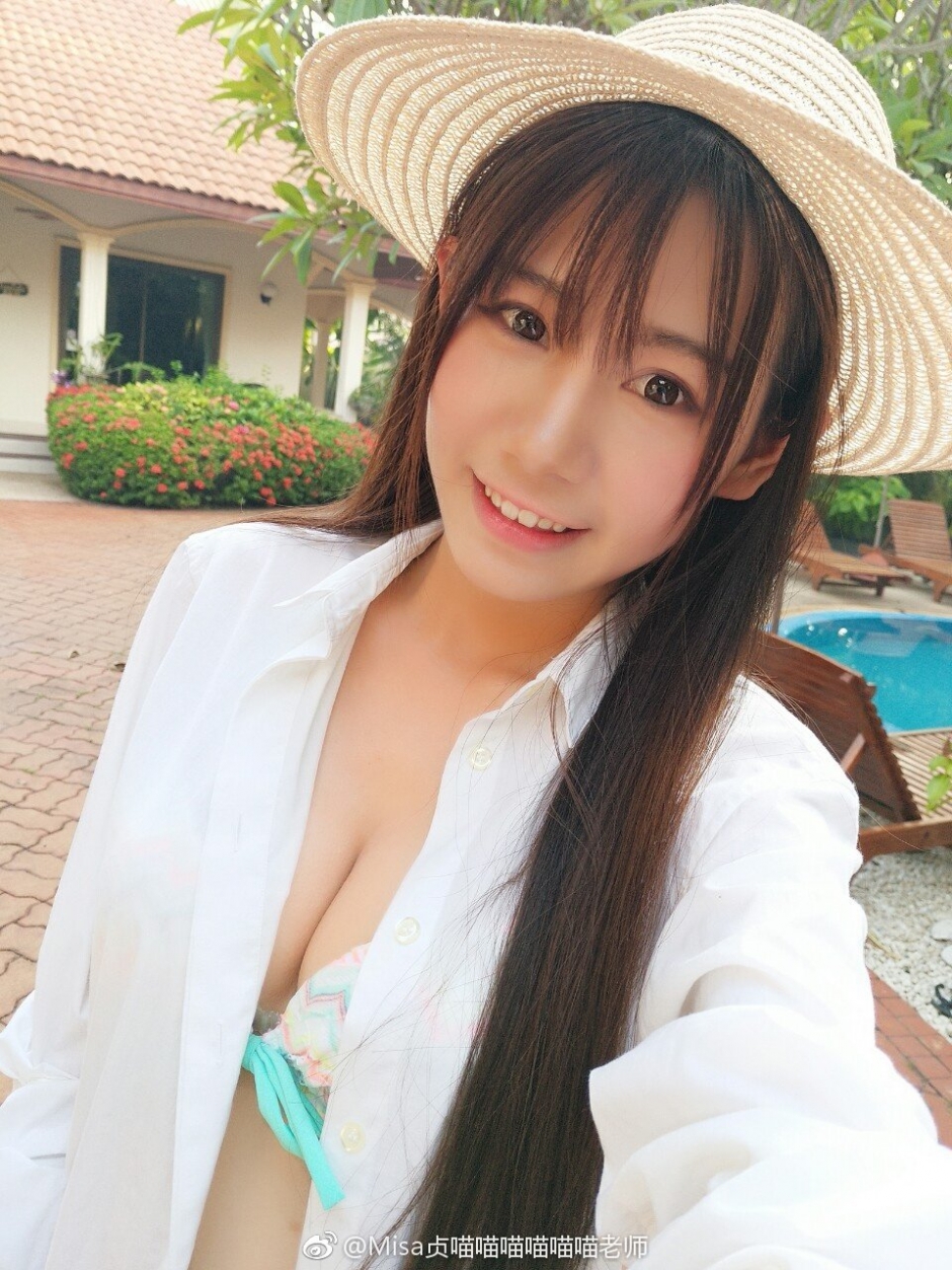 可爱美女Misa贞喵俏皮私房照