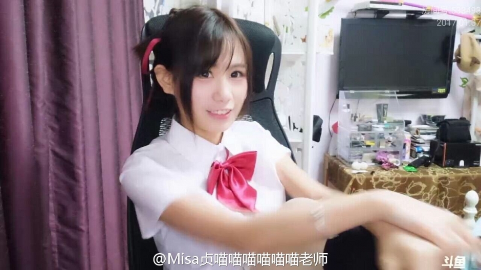 可爱美女Misa贞喵俏皮私房照