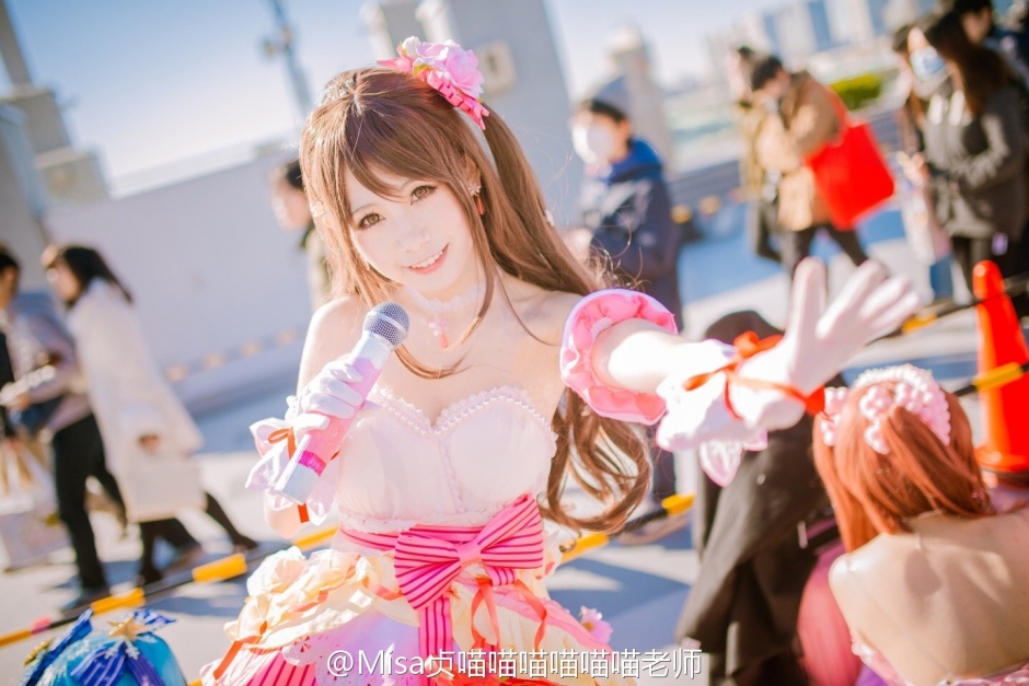 美女主播Misa贞喵老师百变造型私房写真