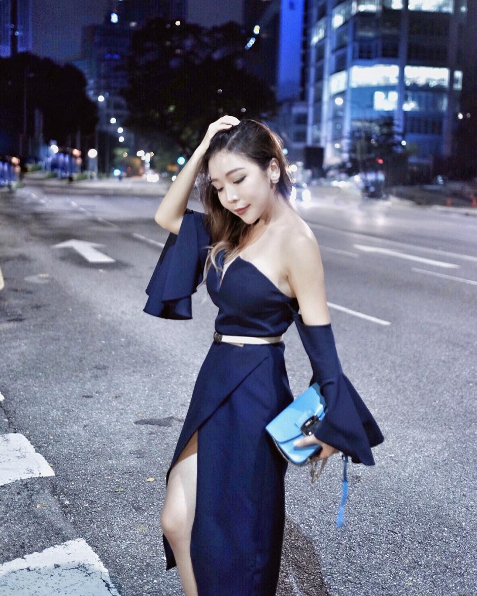 马来西亚美女Chenelle Wen私房美照酥胸诱人