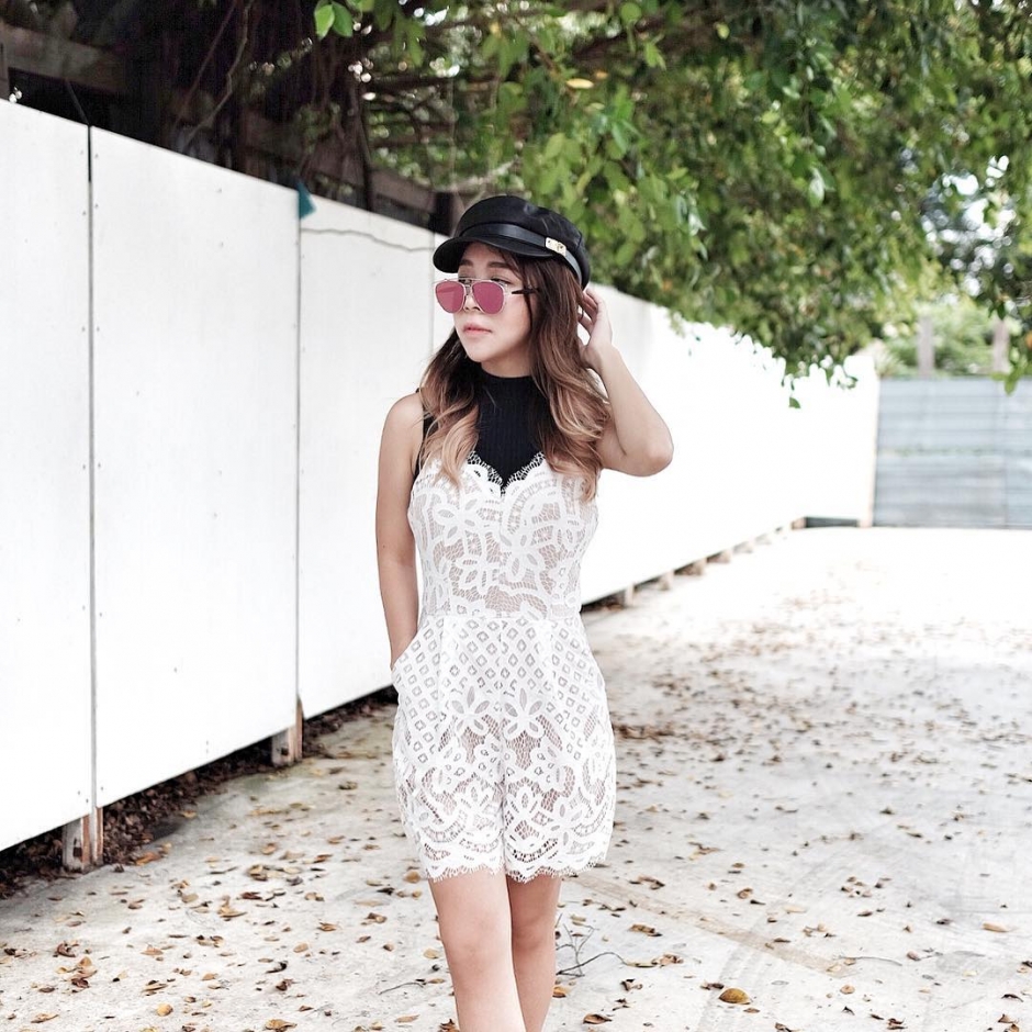 马来西亚美女Chenelle Wen私房美照酥胸诱人