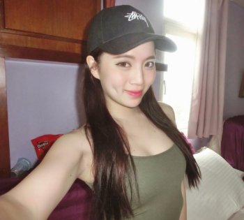 台湾美女主播祖祖私房美照甜美迷人