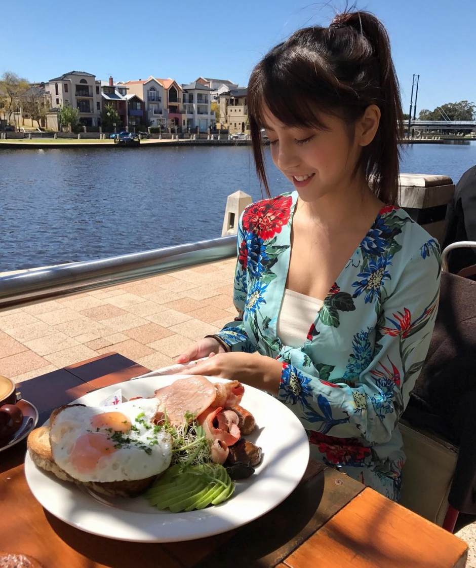 最美混血美女Tia生活美照甜美迷人