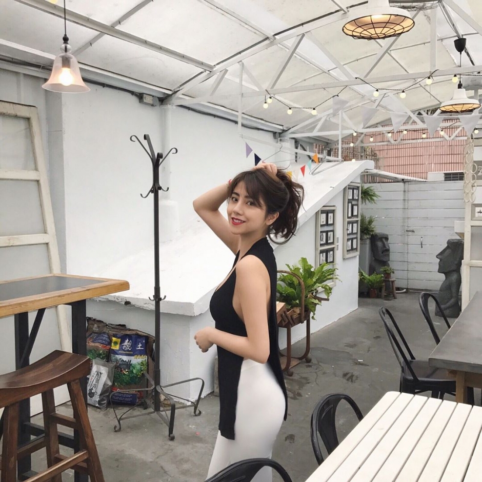 最美混血美女Tia生活美照甜美迷人