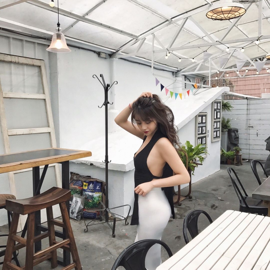 最美混血美女Tia生活美照甜美迷人