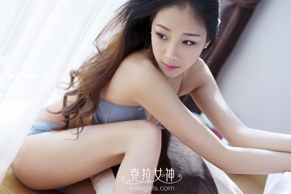 克拉女神模特静静内衣性感写真