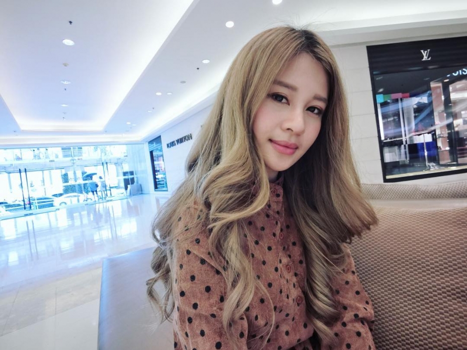 大马美女颜韵芝自拍美照甜美迷人