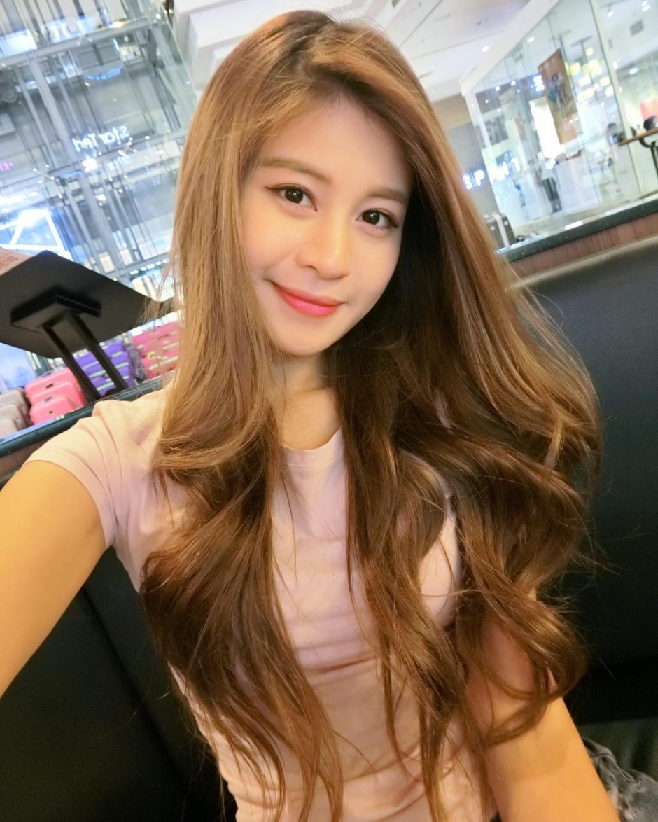 大马美女颜韵芝自拍美照甜美迷人