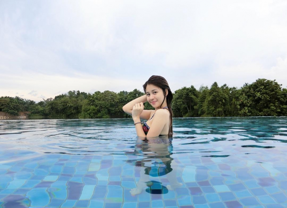 大马美女颜韵芝自拍美照甜美迷人