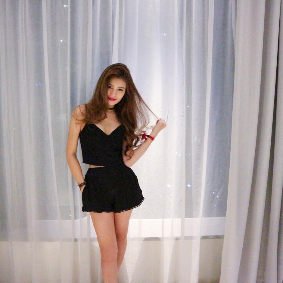 大马美女颜韵芝自拍美照甜美迷人