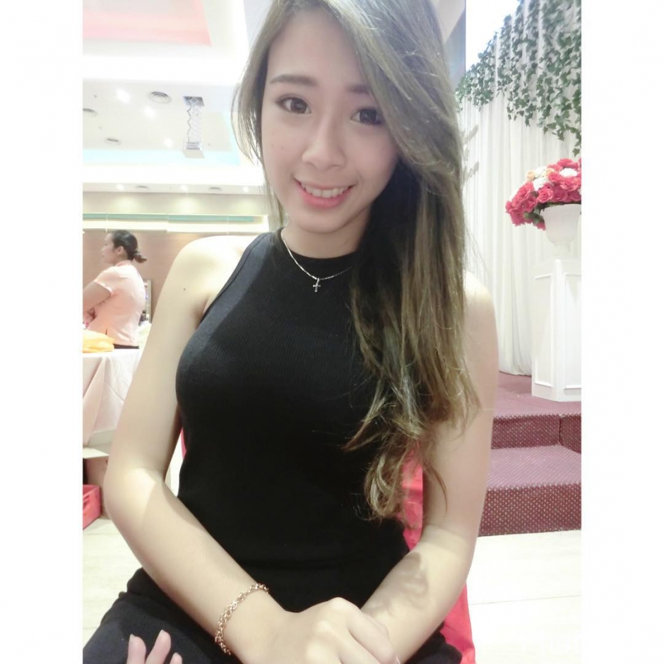 美女车模Janice泳装私房照性感迷人