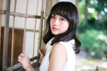 日本美女井上清华清纯写真笑容迷人