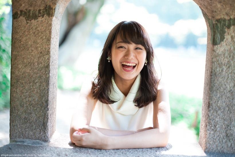 日本美女井上清华清纯写真笑容迷人