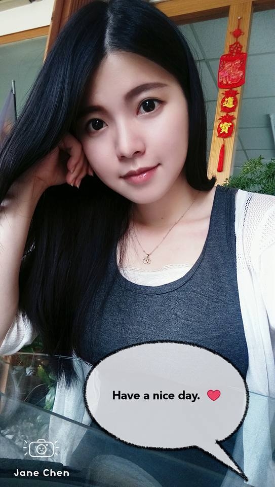 台湾美女Jane Chen自拍私房照丰满迷人