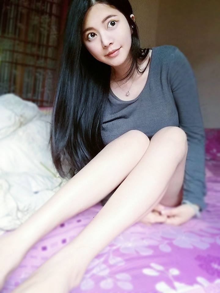 台湾美女Jane Chen自拍私房照丰满迷人