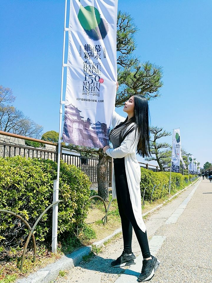 台湾美女Jane Chen自拍私房照丰满迷人