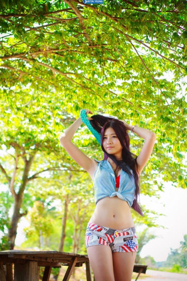 大马美女蔡安琪私房写真身姿诱人