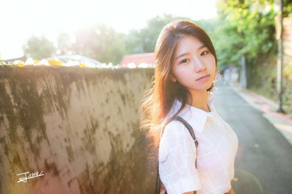 大马美女蔡安琪私房写真身姿诱人