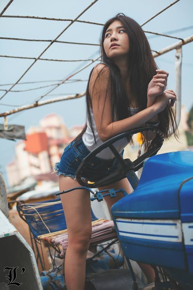 大马美女蔡安琪私房写真身姿诱人