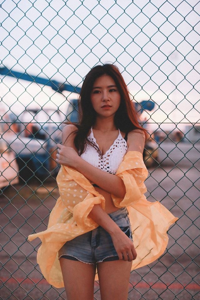 大马美女蔡安琪私房写真身姿诱人