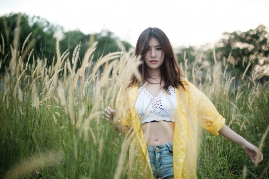 大马美女蔡安琪私房写真身姿诱人