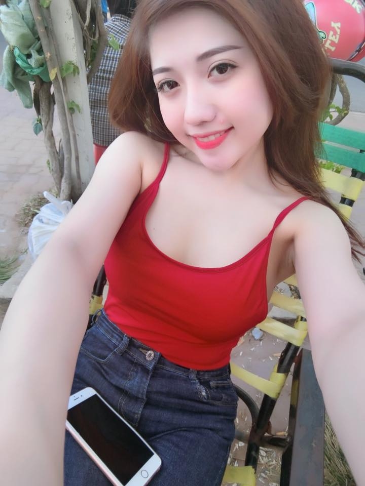 越南美女Ngoc Mia性感私房照美胸诱惑