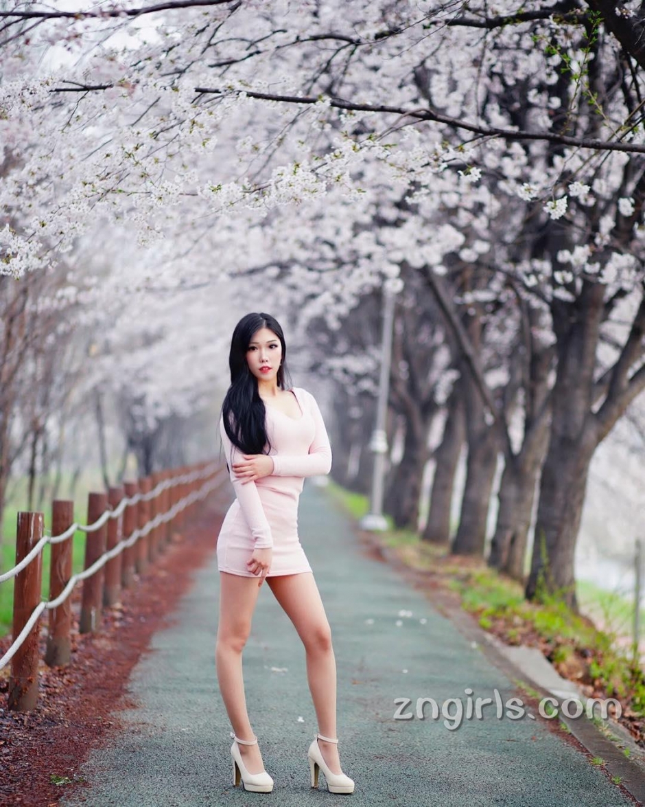 韩国美女赵达颂内衣写真私房诱惑