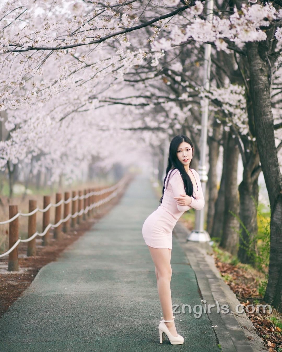 韩国美女赵达颂内衣写真私房诱惑