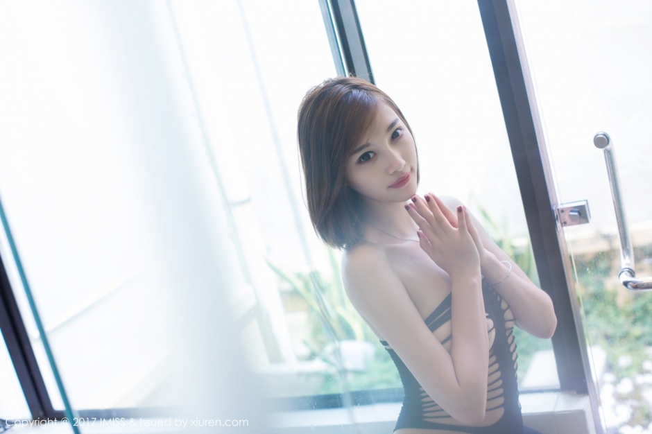 爱蜜社美女杨晨晨性感情趣内衣写真