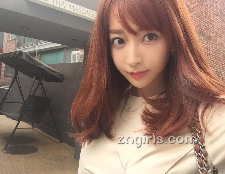 日本美女竹内涉私房美照甜美迷人