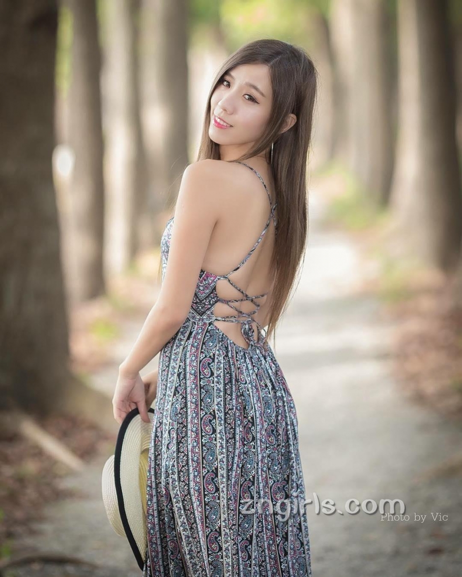 美女模特张宇婷性感私房照内衣诱惑