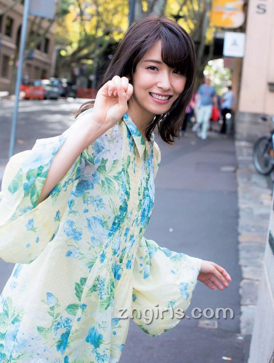 日本美少女望月里佳泳装写真