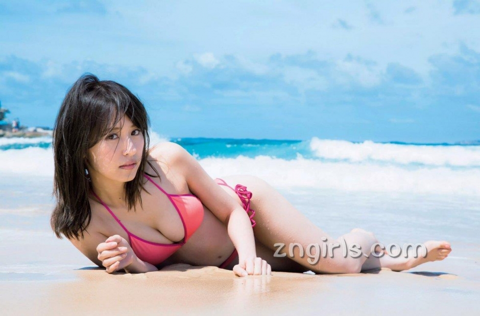 日本美少女望月里佳泳装写真