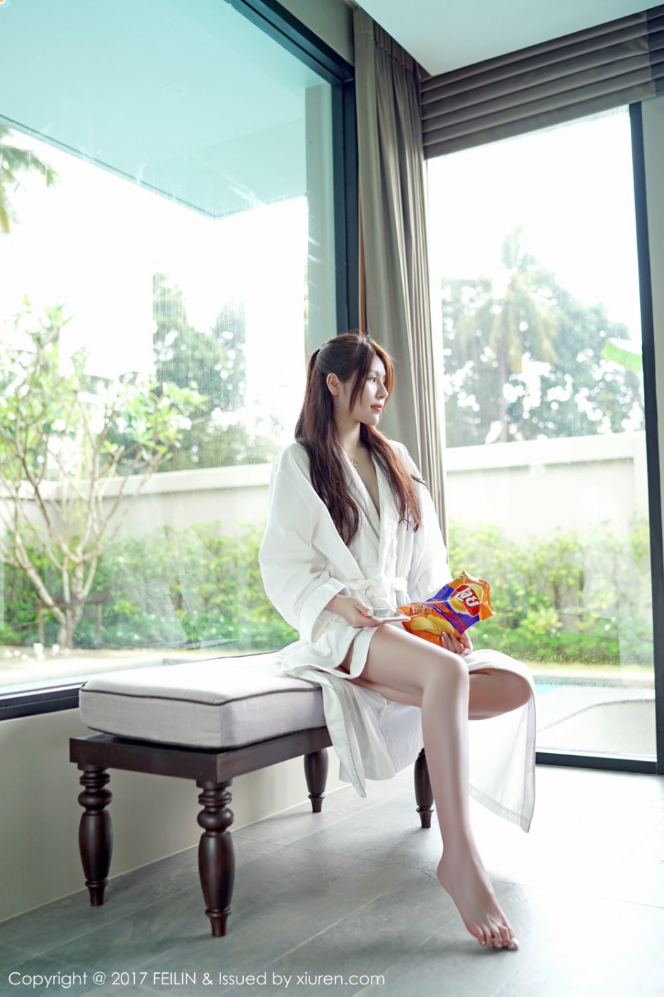 长腿美人PaPa妈咪比基尼性感写真