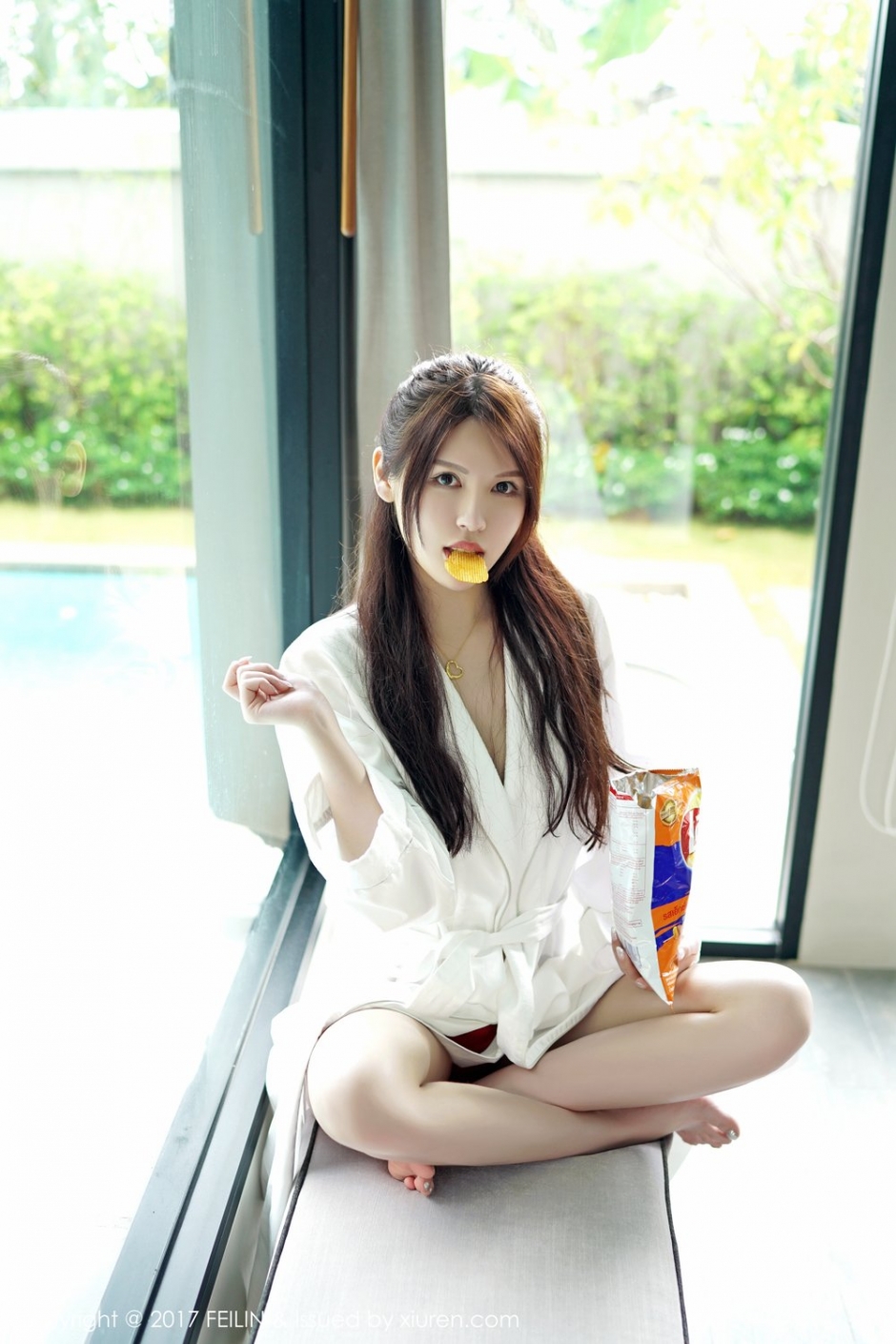 长腿美人PaPa妈咪比基尼性感写真