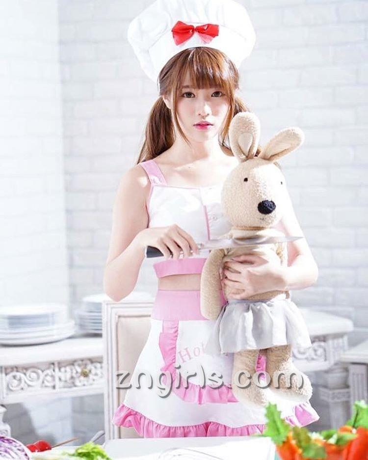 台湾美女简欣汝甜美自拍照白嫩迷人