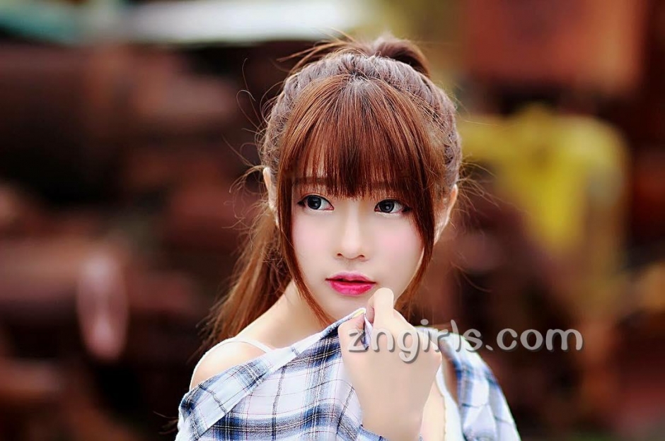 台湾美女简欣汝甜美自拍照白嫩迷人