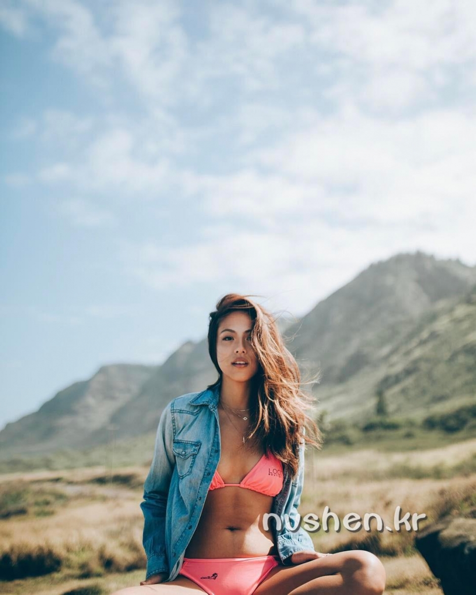 台湾美女模特郭瑞筠比基尼私房照