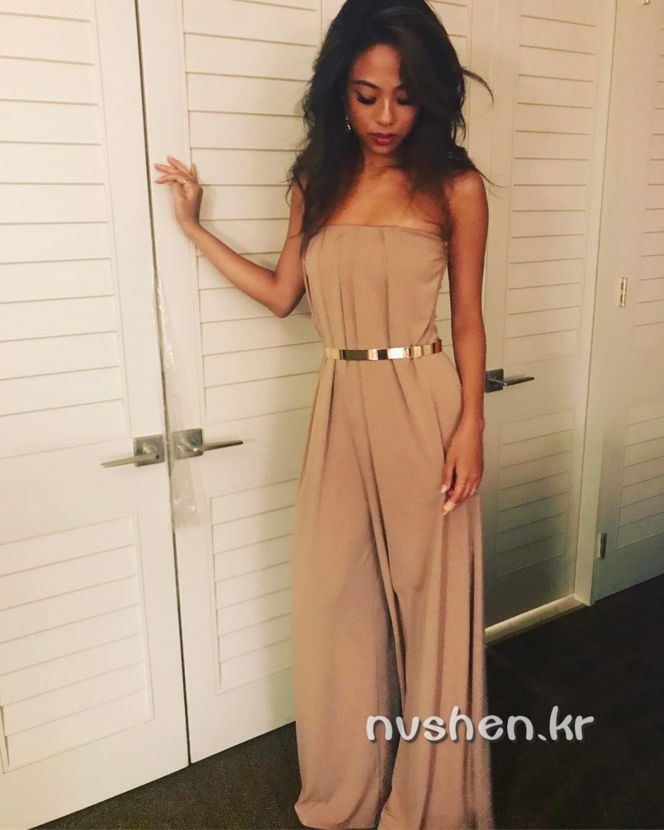 台湾美女模特郭瑞筠比基尼私房照