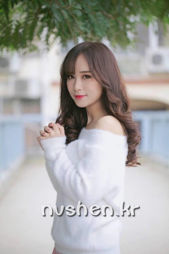 美女模特Thu Phuong Tran私房自拍照美丽迷人